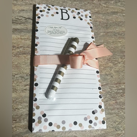New Lady Jane bundle of 3-pack magnetic list pads and 1-Mary Engelbreit list pad - Picture 7 of 12